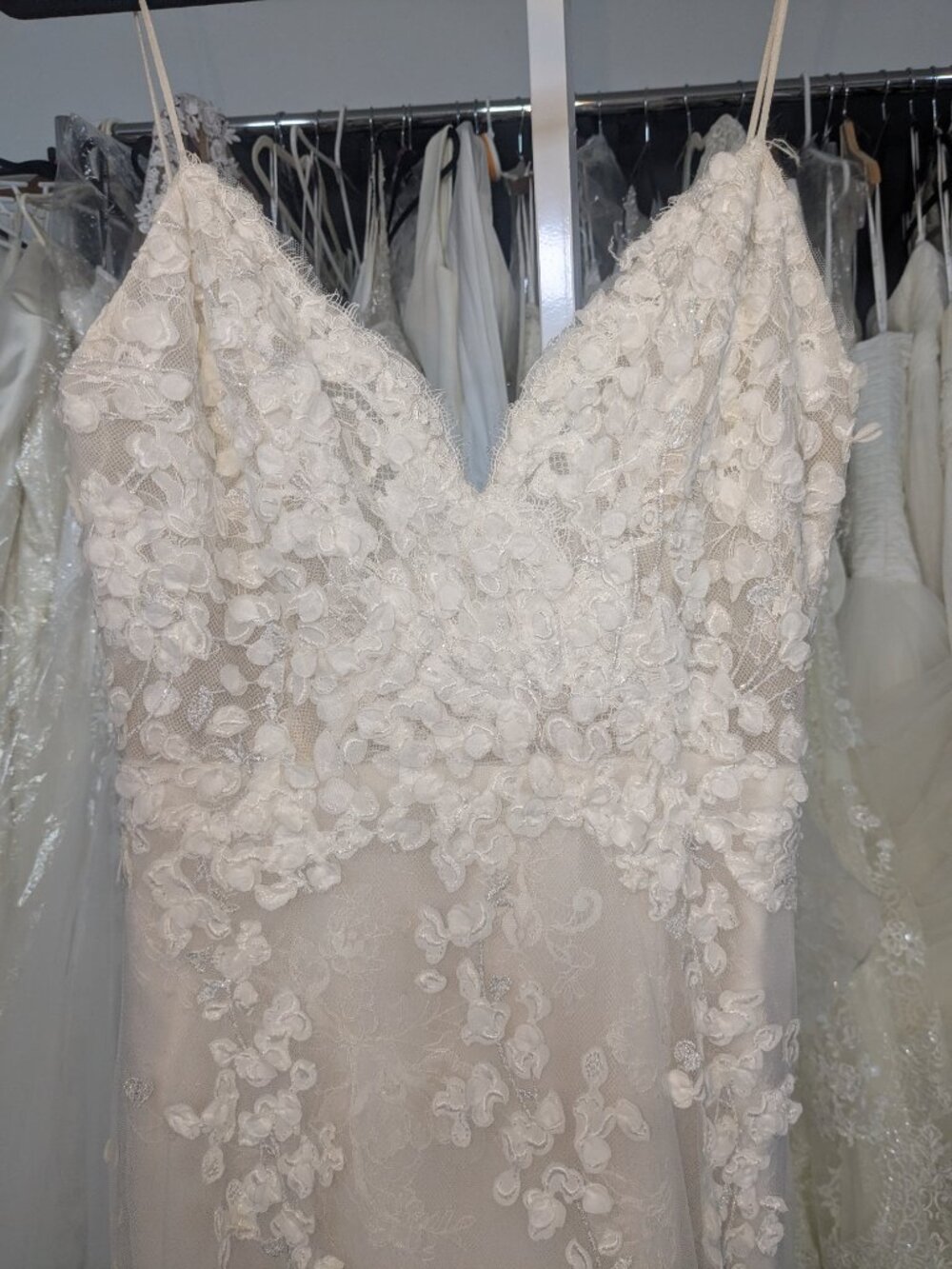 Lazaro Milena 3853 Wedding Dress – Sample Gown – Ivory – Size 12 - Picture 7 of 9